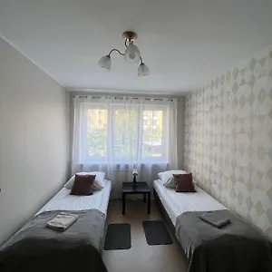 abra-iv-apartament.poznan-hotels.com/